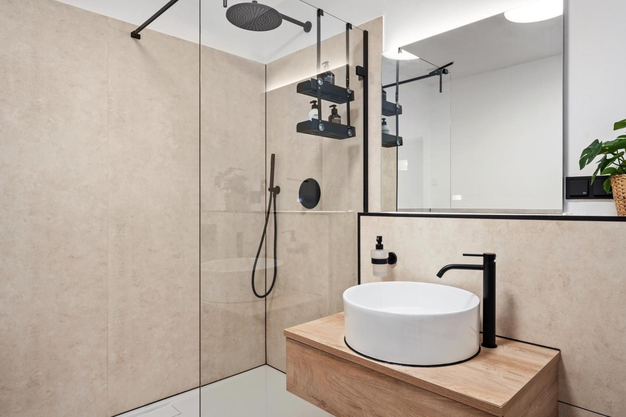 Edler Wohnraum Schwanenteich-Penthouse Mit Garage, Grill, Kaffeevollautomat, Klima, Lift & Terrasse Apartment Zwickau Luaran gambar